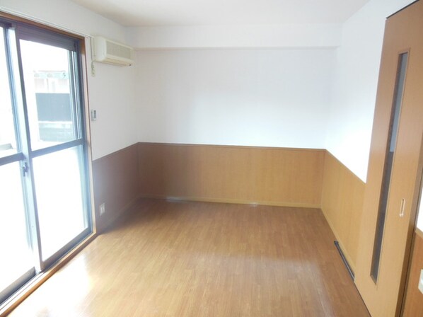 クレセントの物件内観写真